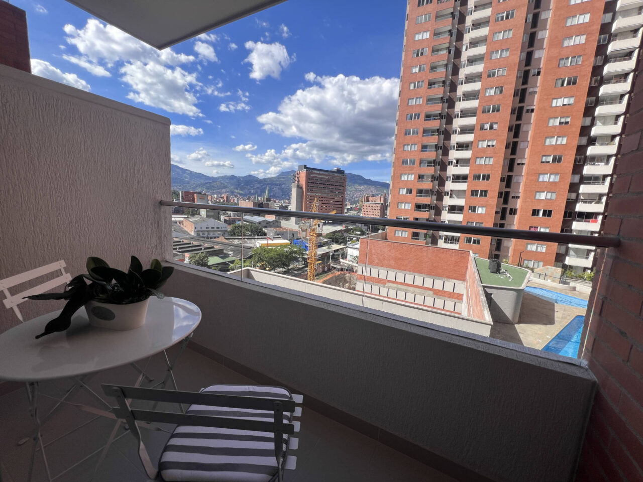Furnished Apartments in Medellín- Luxury long-term rentals in Medellín