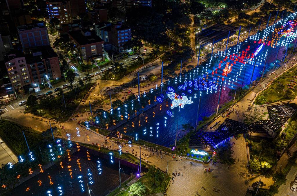 Happy Holidays! Discover the surprises that Medellín has to offer!