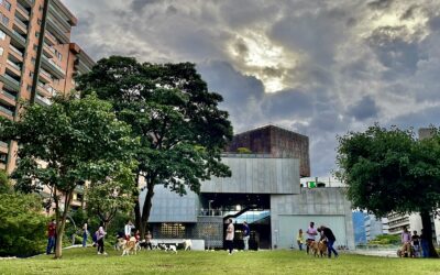 Unveiling the Magic of Ciudad del Río: Medellín’s Vibrant Heart