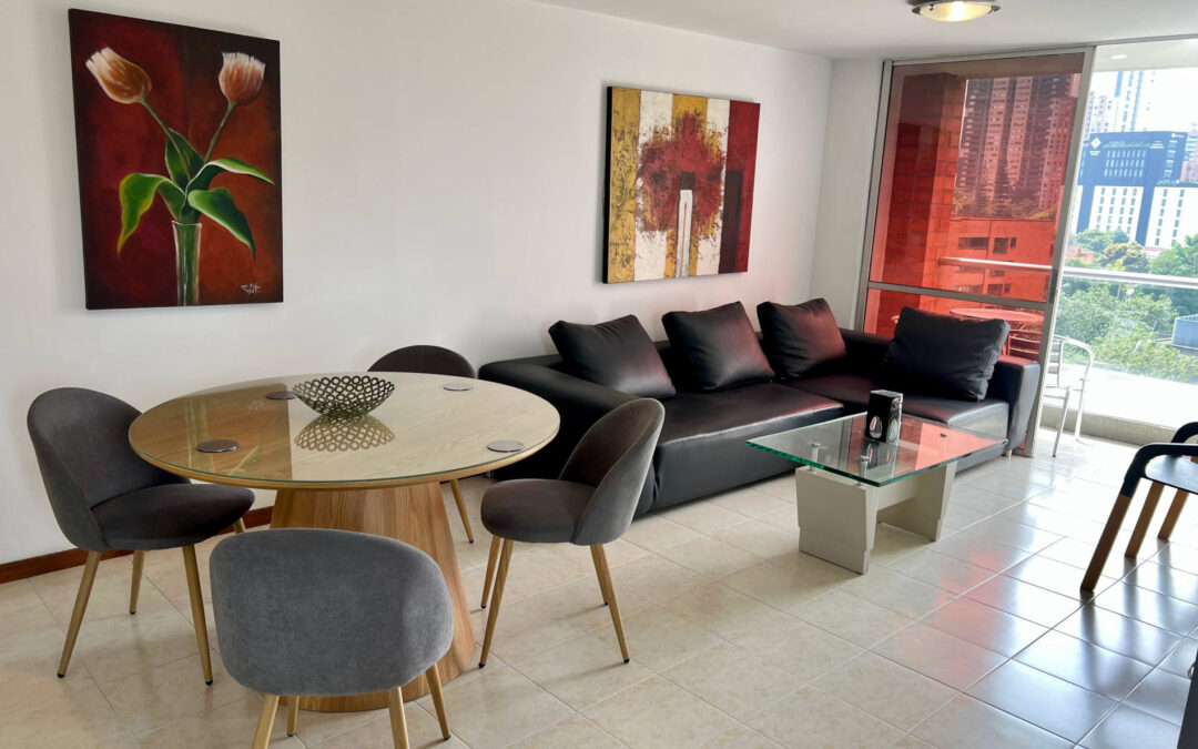 Plaza Oviedo 1202, El Poblado